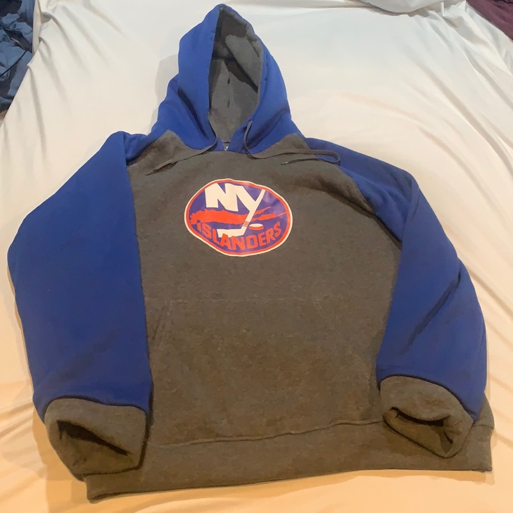 Islanders hoodie. XL. Nwot.